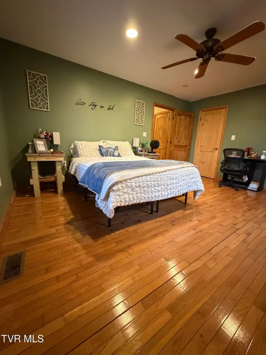 1915 Dante Road, Saint Paul, VA 24283 - Image #3