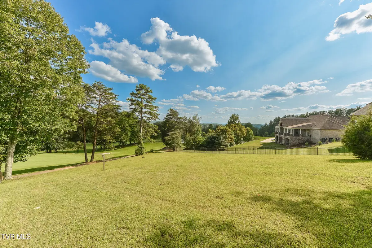 322 Golf Ridge Drive, Kingsport, TN 37664 - Image #1