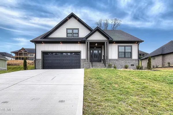 174 Boones Station Road, Johnson City, TN 37615