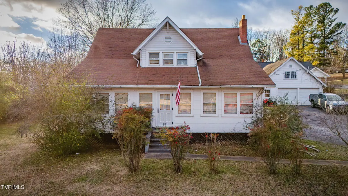 2704 Fort Henry Drive, Kingsport, TN 37664 - Image #1