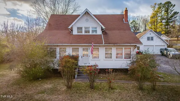 2704 Fort Henry Drive, Kingsport, TN 37664