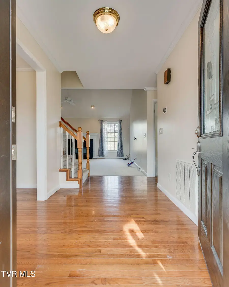 106 Meadow Court, Gray, TN 37615 - Image #3