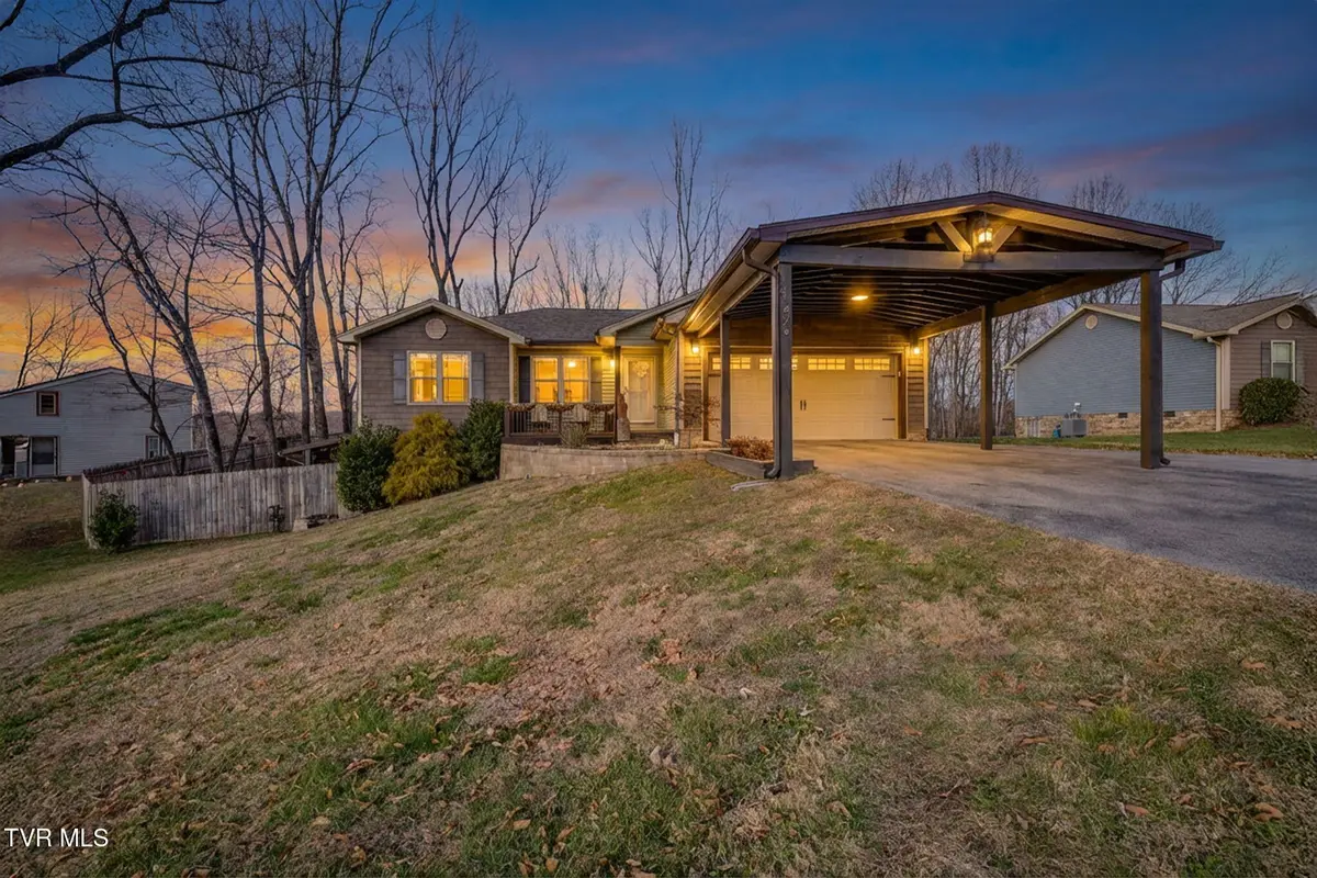 136 Roy Phillips Road, Jonesborough, TN 37659 - Image #1
