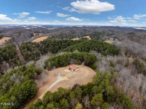 1135 Piney Flats Road, Watauga, TN 37694