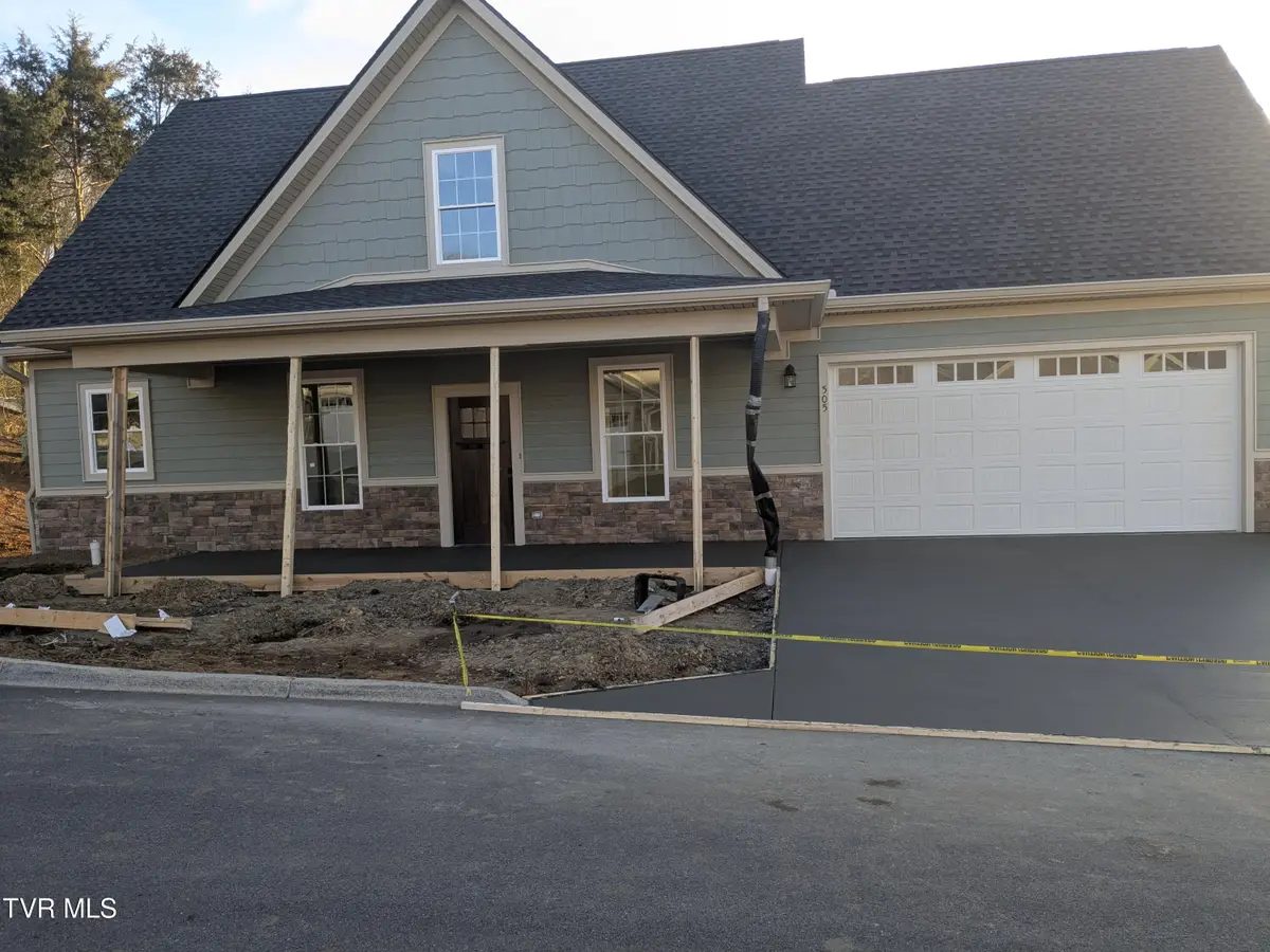 505 Hickory Tree Pvt Drive, Kingsport, TN 37664 - Image #1