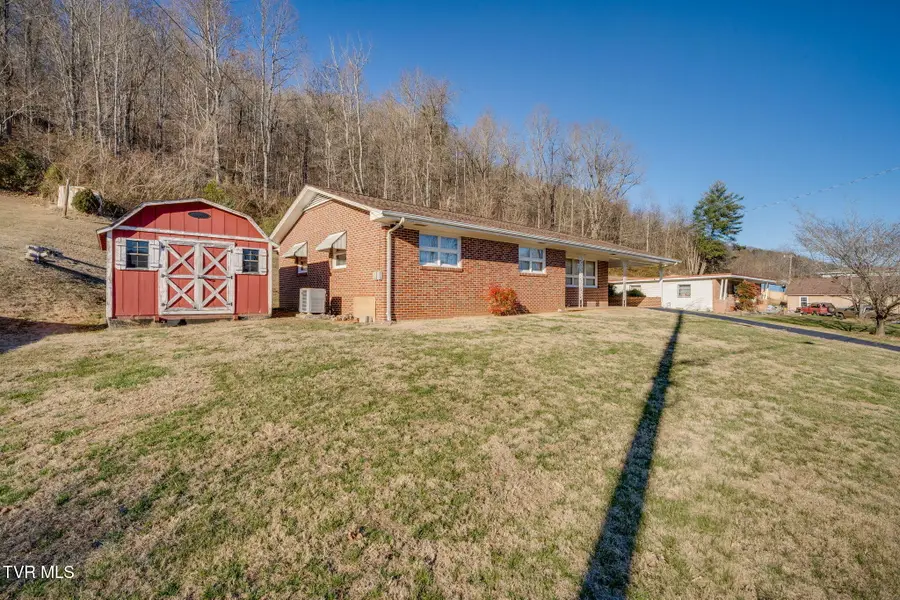 318 Meadow Lark Street, Weber City, VA 24290 - Image #2