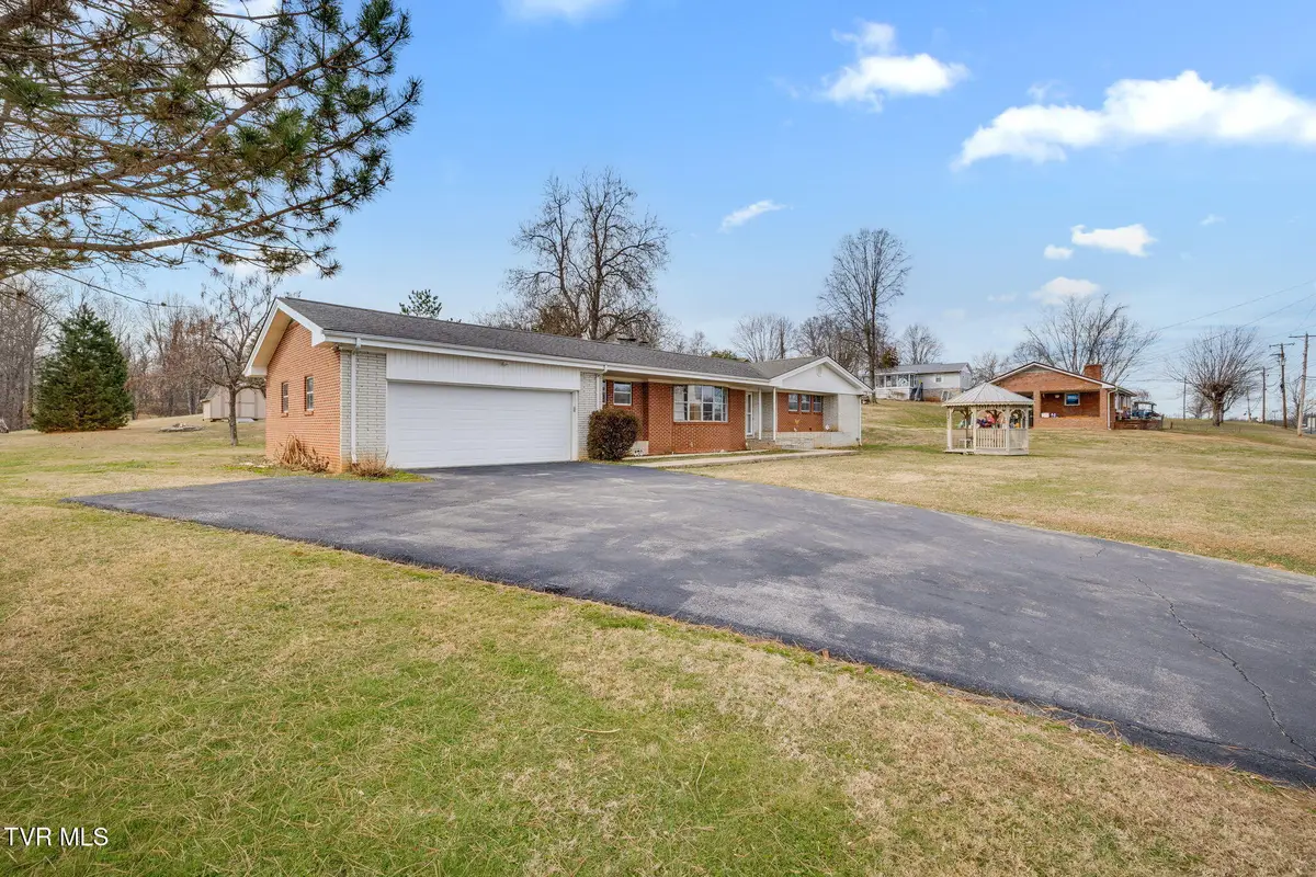 1946 Buckingham Road, Greeneville, TN 37745 - Image #1