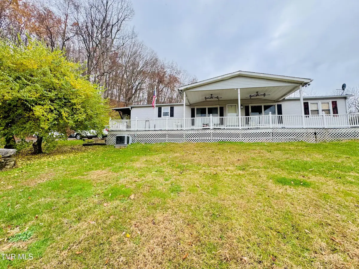 14512 Cedar Creek Road, Meadowview, VA 24361 - Image #1