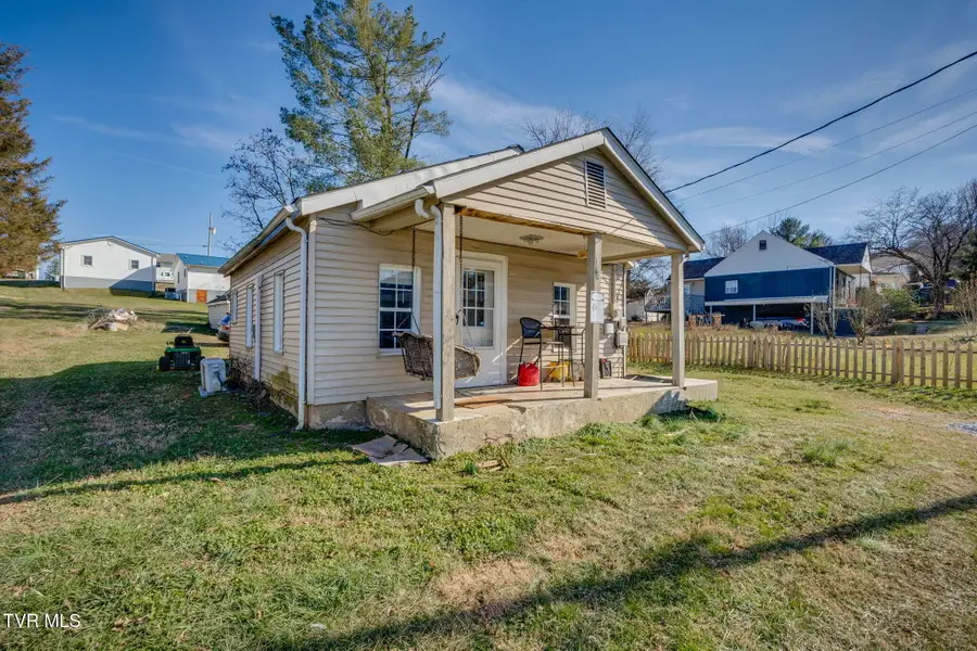 508 South Roan Street, Elizabethton, TN 37643 - Image #2