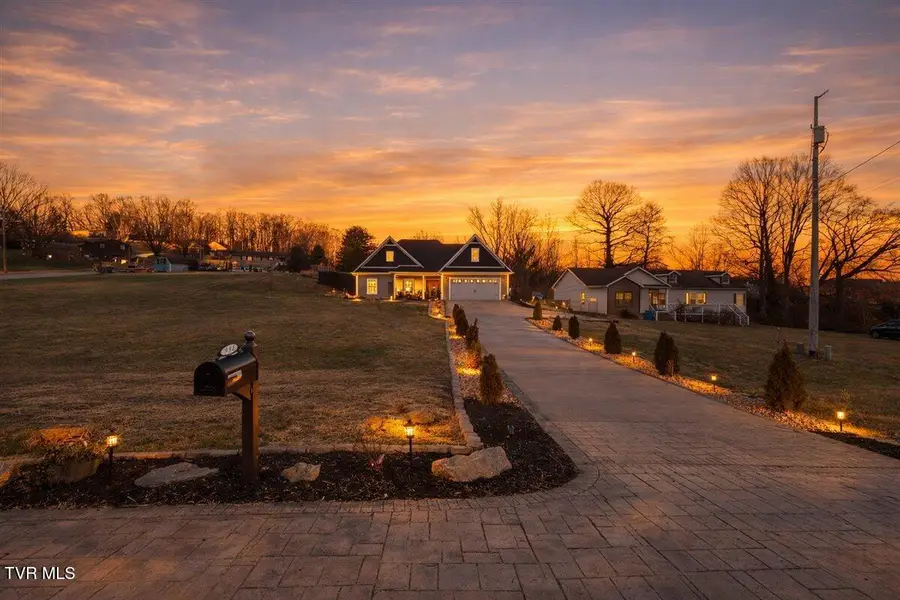 994 Boones Creek Road, Jonesborough, TN 37659 - Image #2