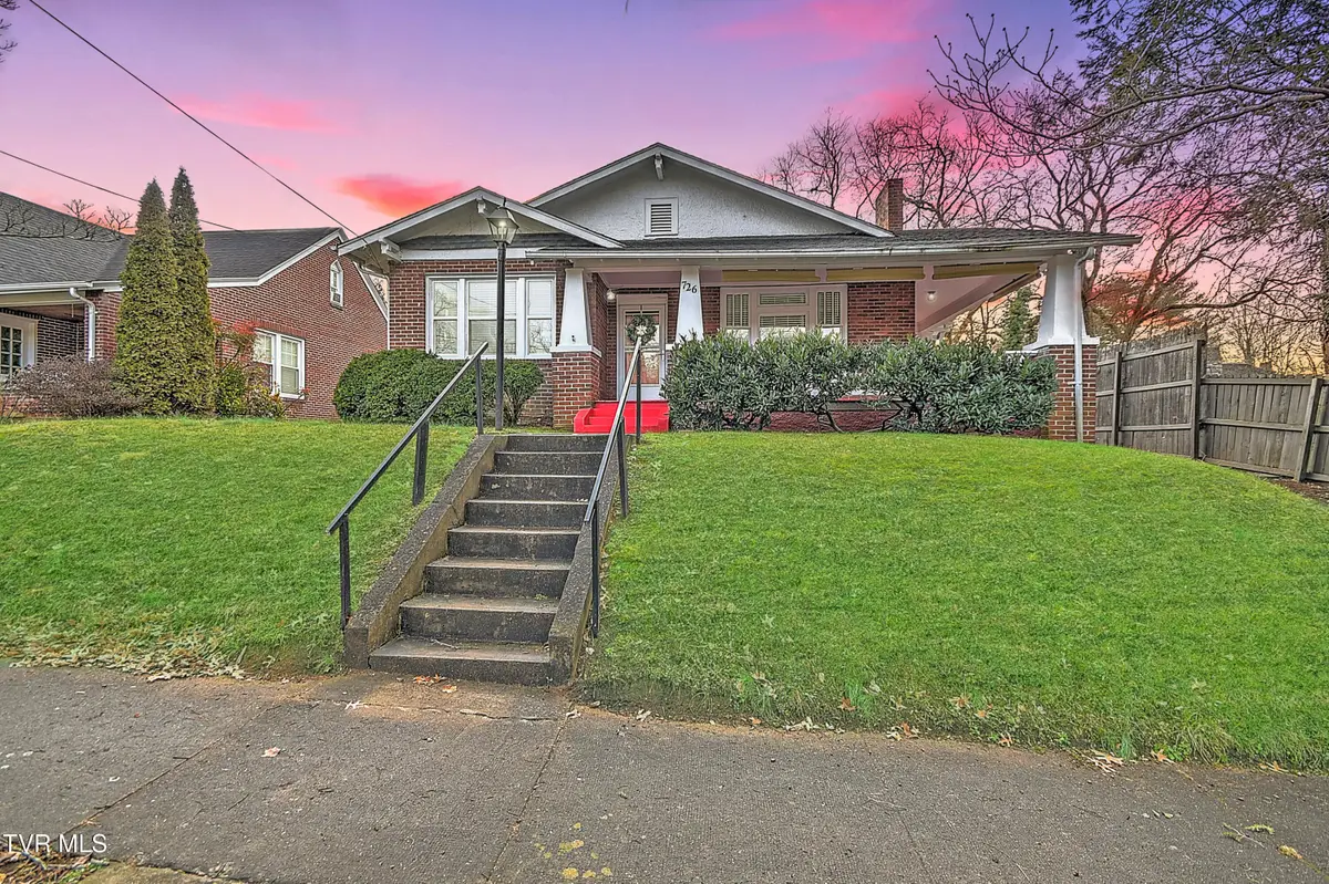 726 Lawrence Avenue, Bristol, VA 24201 - Image #1