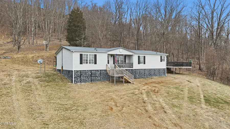 305 Browders Chapel Road, Hiltons, VA 24258 - Image #2