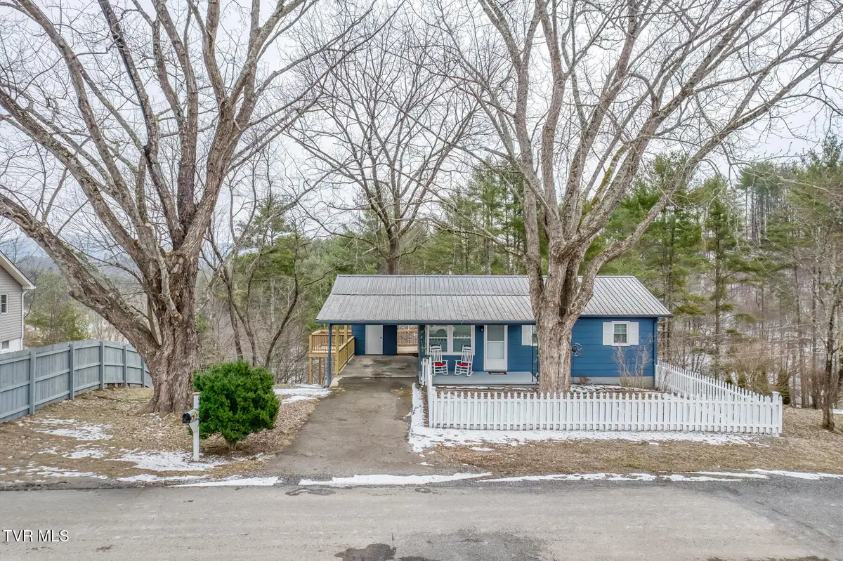 502 Hospital Hill Road, Mountain City, TN 37683 - Image #1