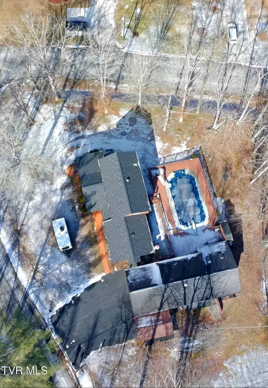 1606 Valley View Drive, Big Stone Gap, VA 24219 - Image #3