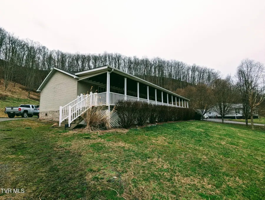 605 Charles Street, Clintwood, VA 24228 - Image #2