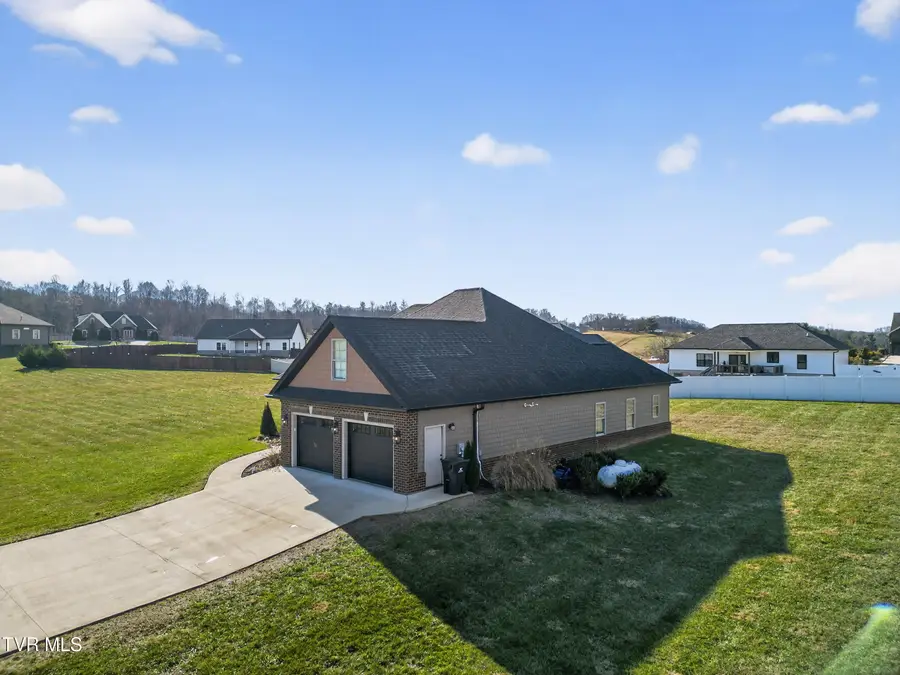 582 Brady Way, Jonesborough, TN 37659 - Image #3