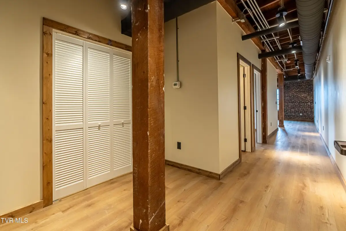 453 East Main Street #900, Kingsport, TN 37660 - Image #1