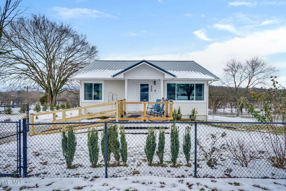 332 Bay Street, Mount Carmel, TN 37645 - #1