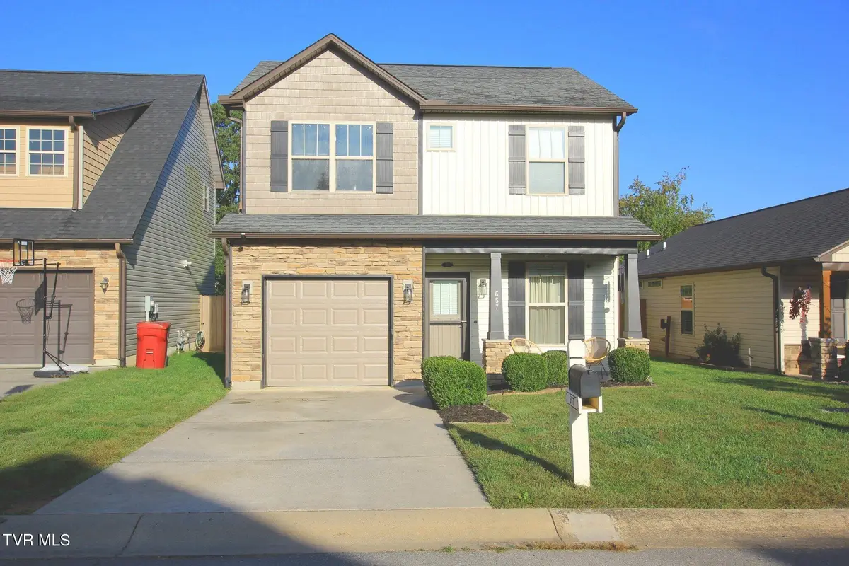 657 Suffolk Road, Johnson City, TN 37615 - Image #1
