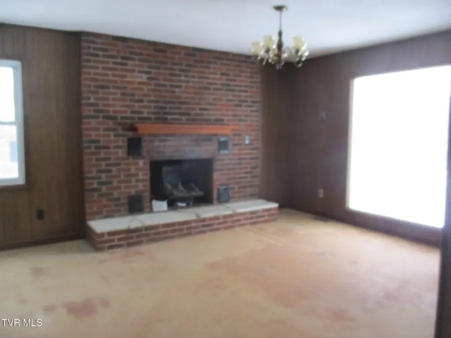 111 Sugar Maple Lane, Johnson City, TN 37601 - Image #3