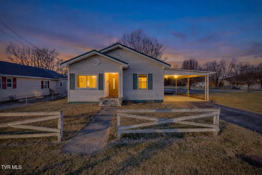 535 Washington Street, Erwin, TN 37650 - #2