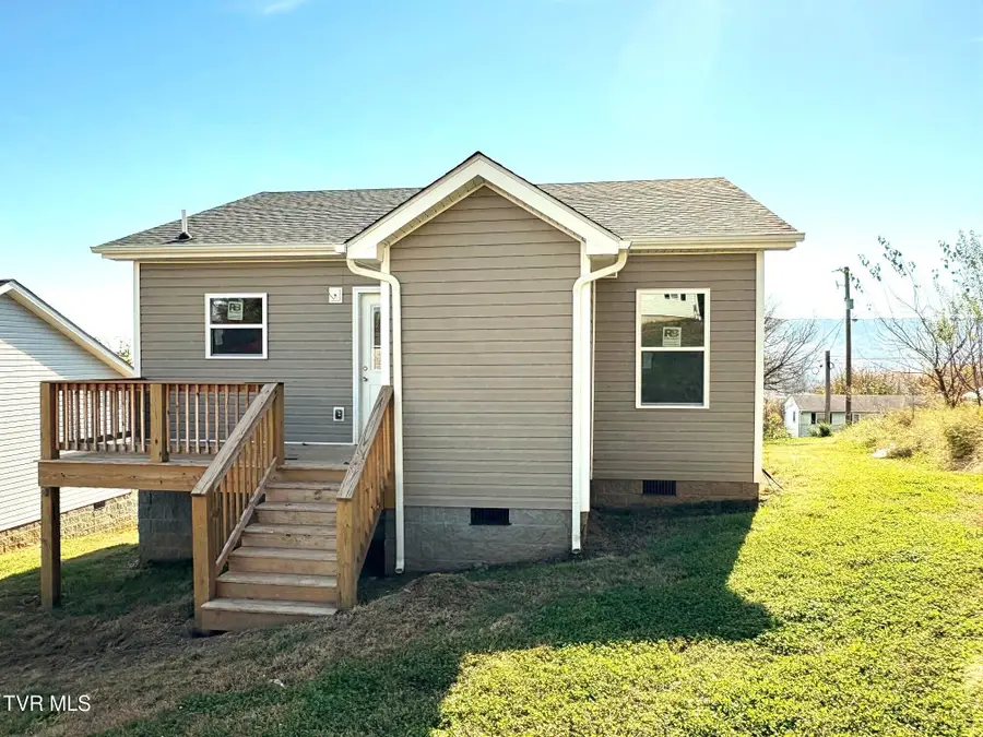 1724 Pendleton Street, Kingsport, TN 37660 - #3