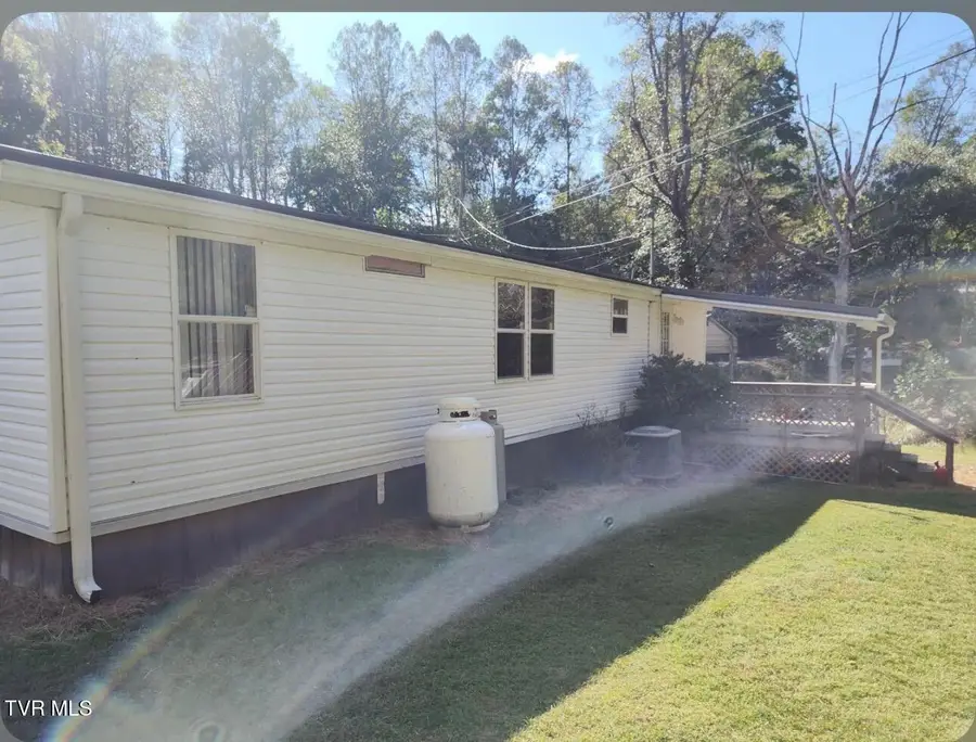 138 Reynolds Drive, Clintwood, VA 24228 - #2