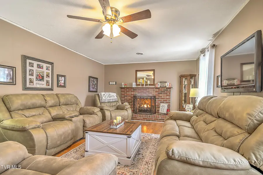 215 Taylor Road, Blountville, TN 37617 - #3