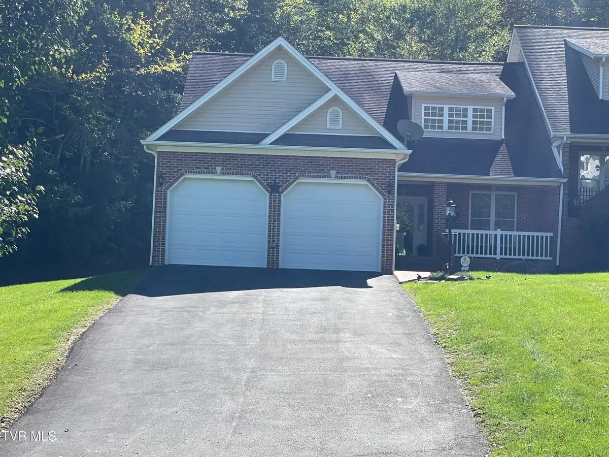 251 Cresswood Drive #251, Richlands, VA 24641 - Image #1