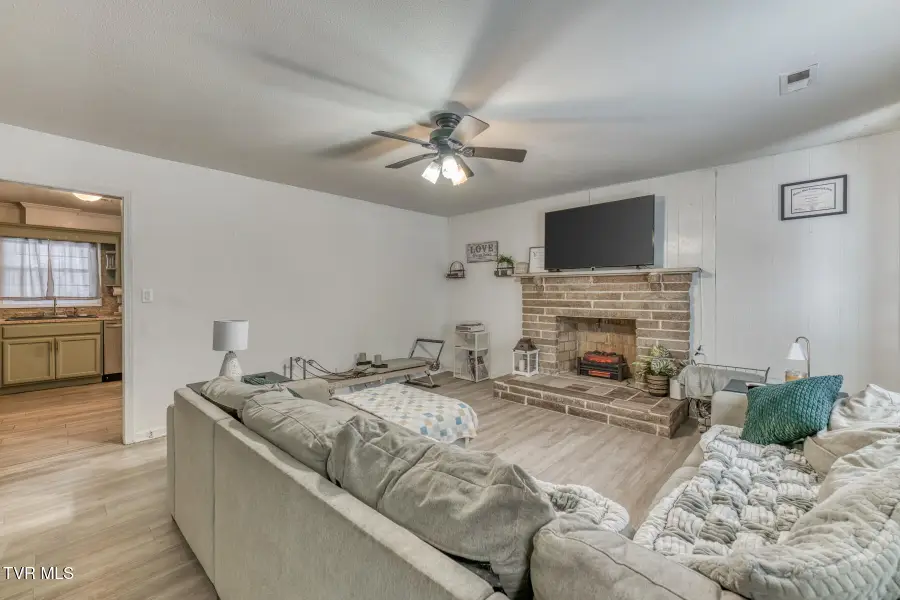 1036 Gap Creek Road, Elizabethton, TN 37601 - #2