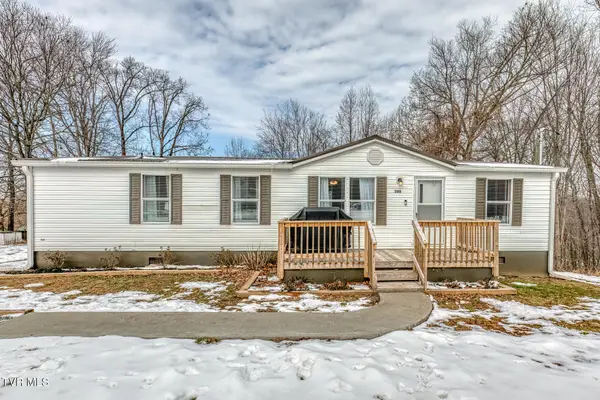 500 Pear Tree Lane, Elizabethton, TN 37643