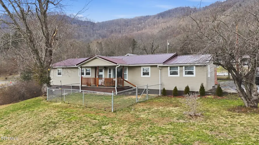 115 East 25th N Street #N, Big Stone Gap, VA 24219 - #3