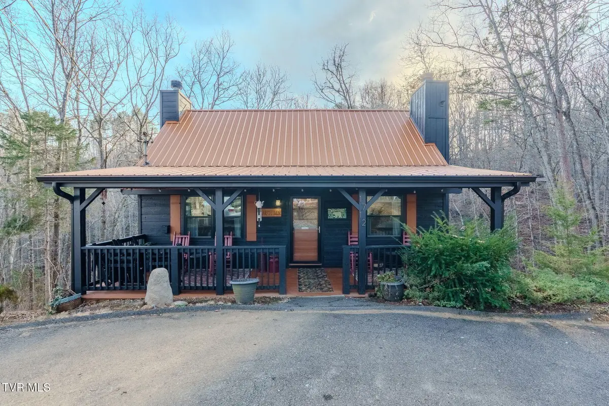 1712 Lake View Circle, Sevierville, TN 37876 - #1