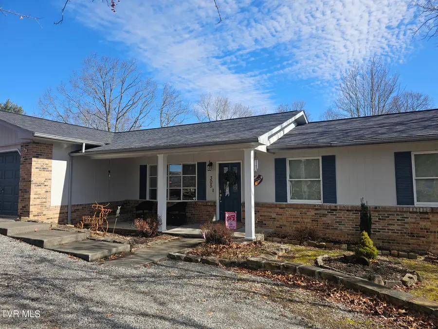 305 Southeast Apple Drive, Wise, VA 24293 - #2