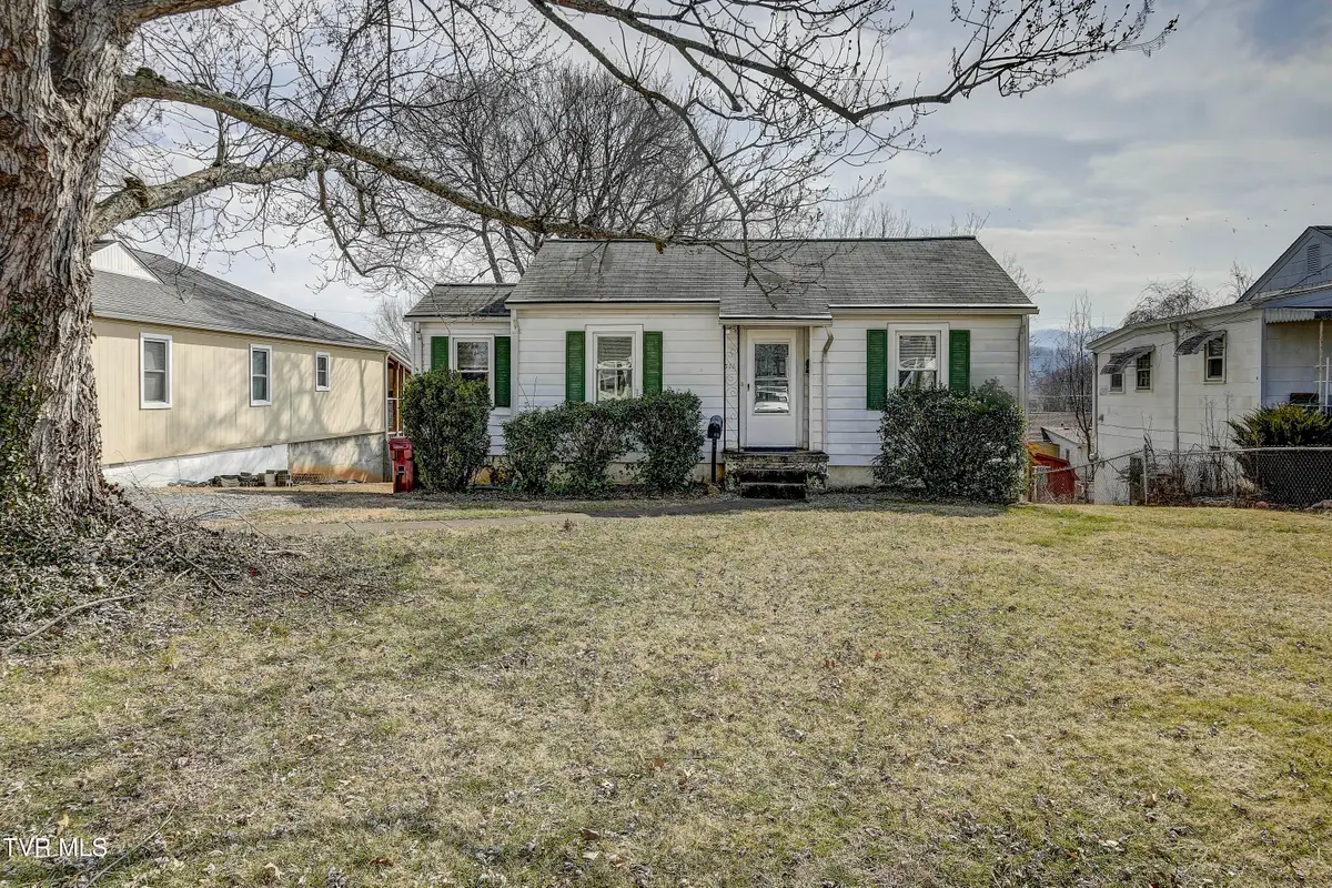 511 Highland Avenue, Johnson City, TN 37604 - #1