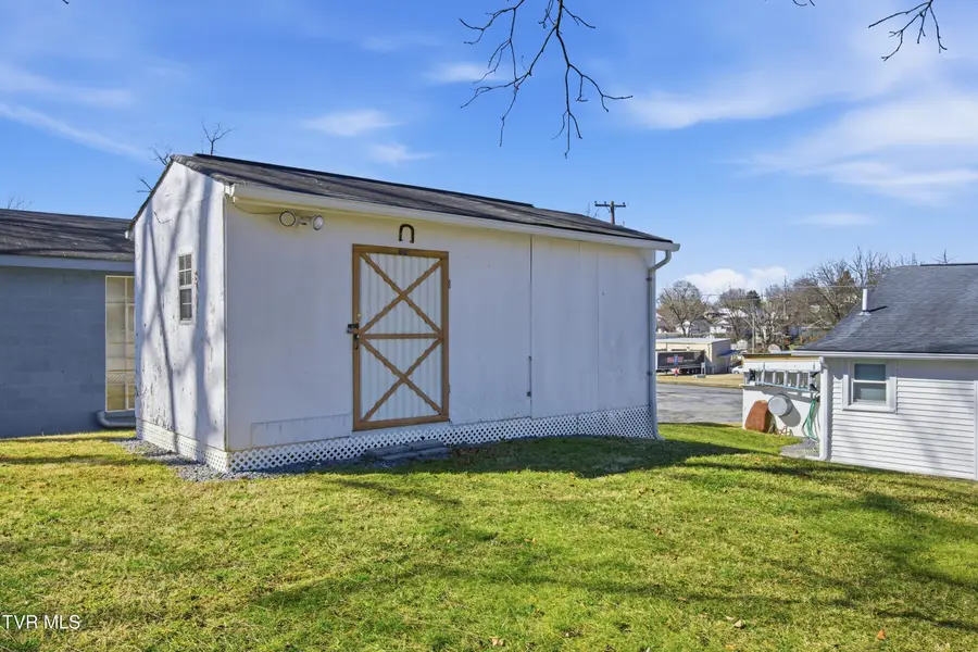 540 Oakwood Street, Bristol, TN 37620 - #3