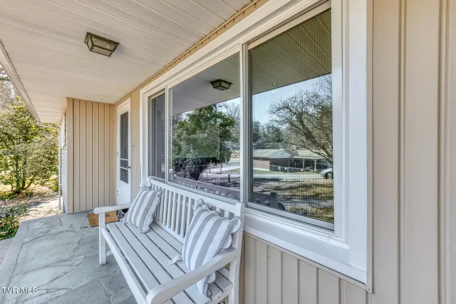 1140 Foxcroft Road, Bristol, VA 24201 - #2