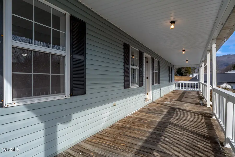 7215 North Us Highway 421, Vilas, NC 28692 - #2