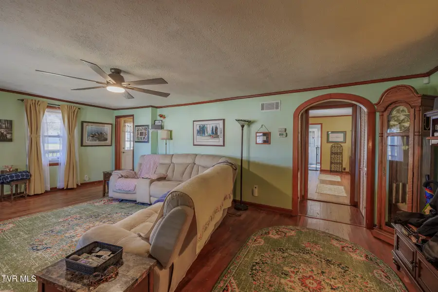 108 Rainbolt Lane, Elizabethton, TN 37643 - #2