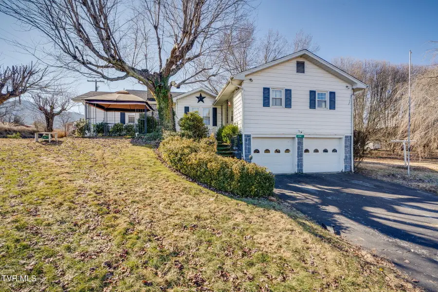 2358 Siam Road, Elizabethton, TN 37643 - #2