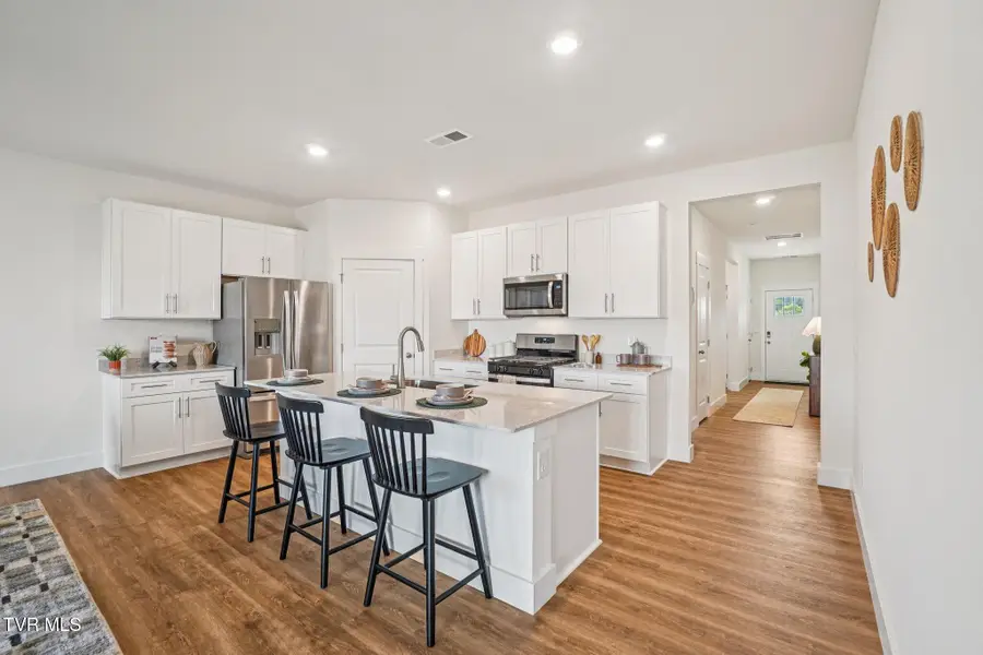 204 Artist Avenue, Johnson City, TN 37615 - #2