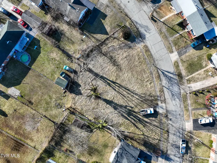 524 Sequoyah Drive, Kingsport, TN 37660 - #2