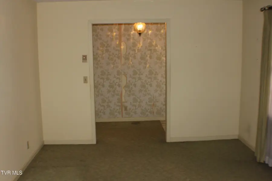 201 Coralwood Drive, Kingsport, TN 37663 - #3