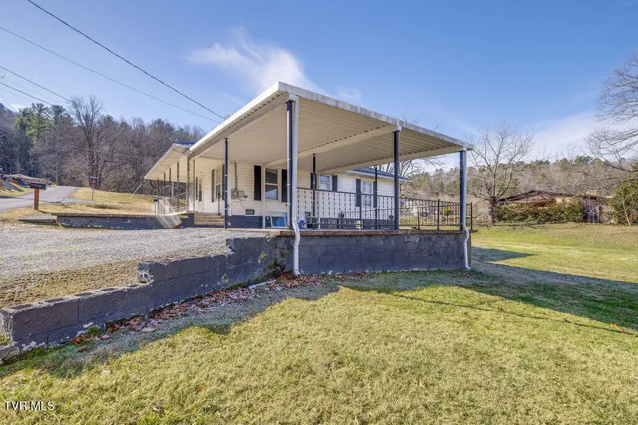 270 Roberts Lane, Erwin, TN 37650 - #3