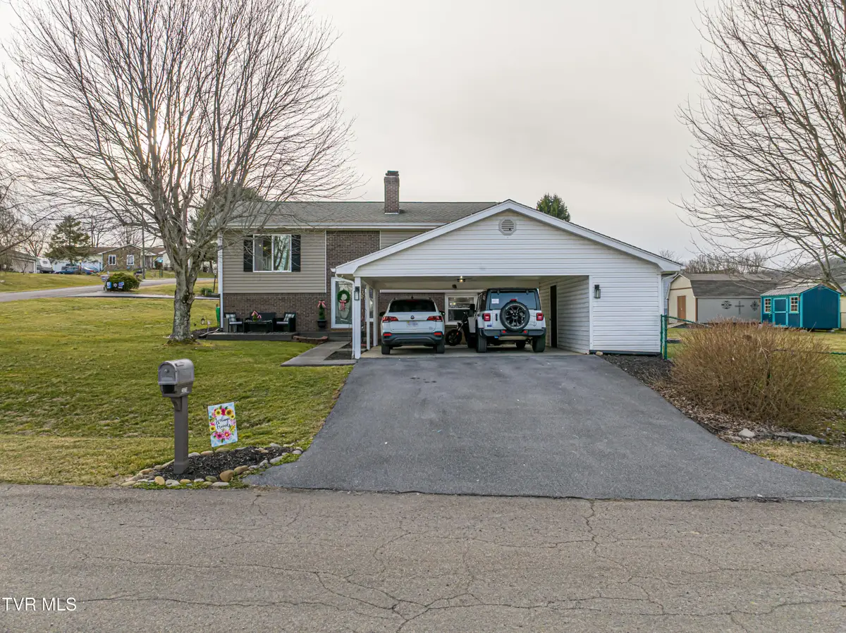 23270 Pioneer Drive, Bristol, VA 24202 - #1