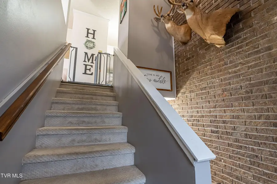 23270 Pioneer Drive, Bristol, VA 24202 - #2