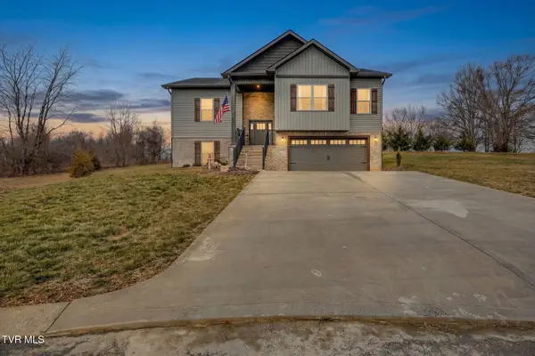 1492 Orchard View Lane, Piney Flats, TN 37686