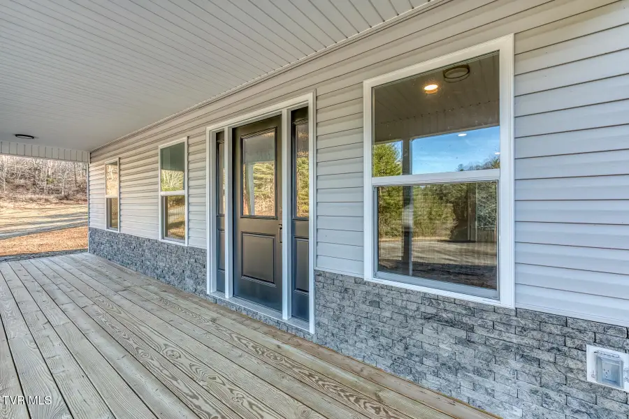 1105 Laurelwood Lane, Mountain City, TN 37683 - #3