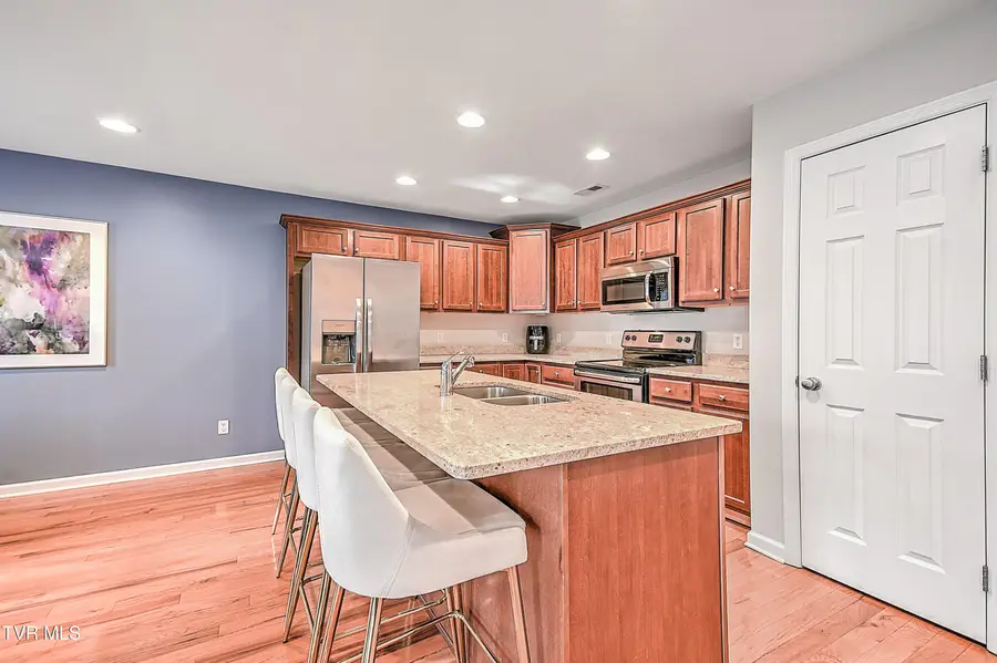 233 Lavinia Street, Bristol, VA 24201 - #3