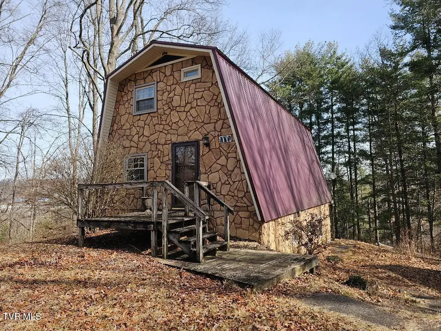 1021 Northeast Lee Street, Wise, VA 24293 - #2